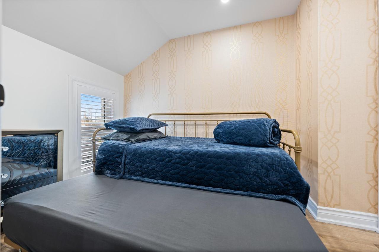 Luxe Lodges On Lake Erie Port Dover Zewnętrze zdjęcie
