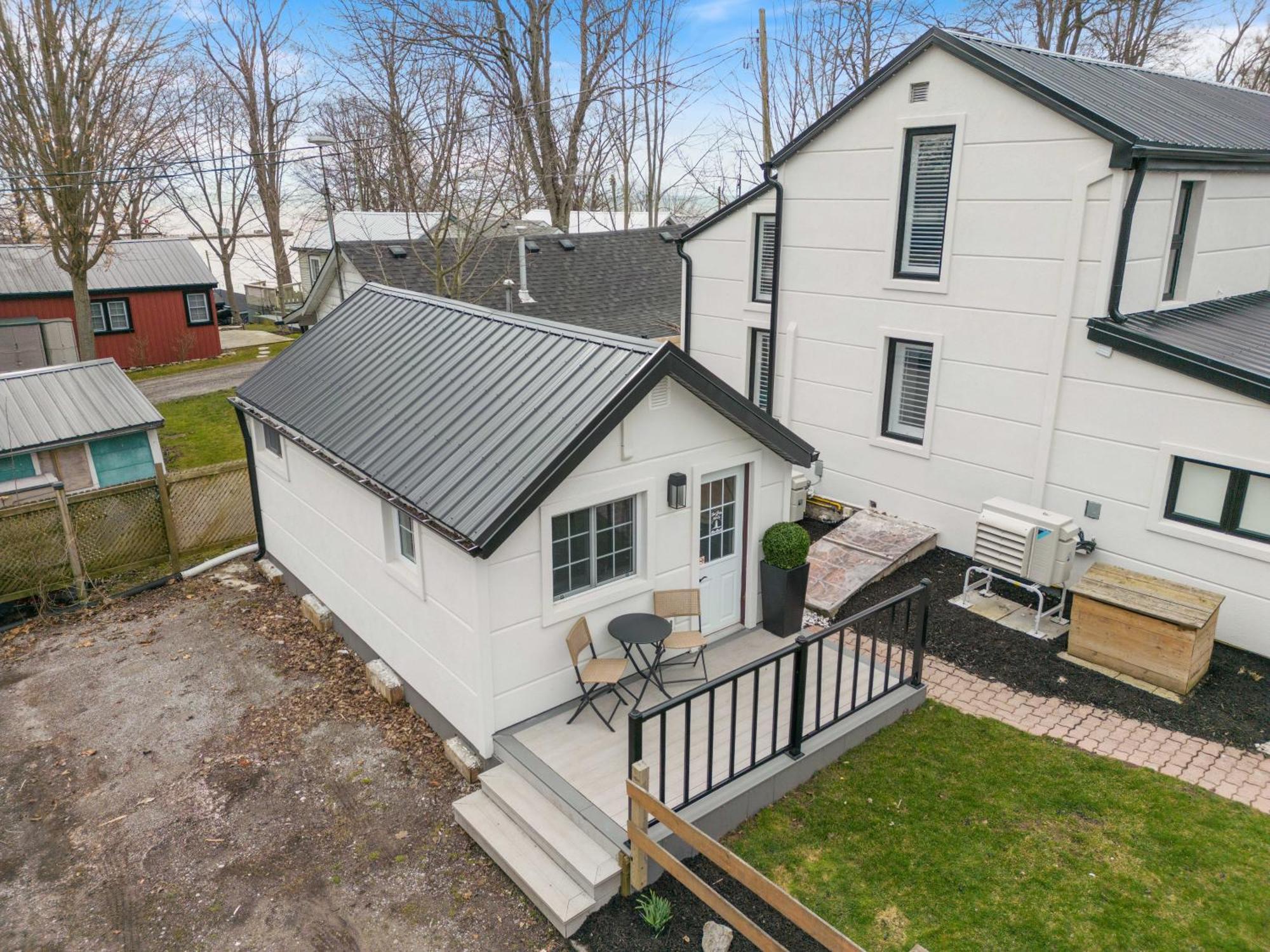 Luxe Lodges On Lake Erie Port Dover Zewnętrze zdjęcie