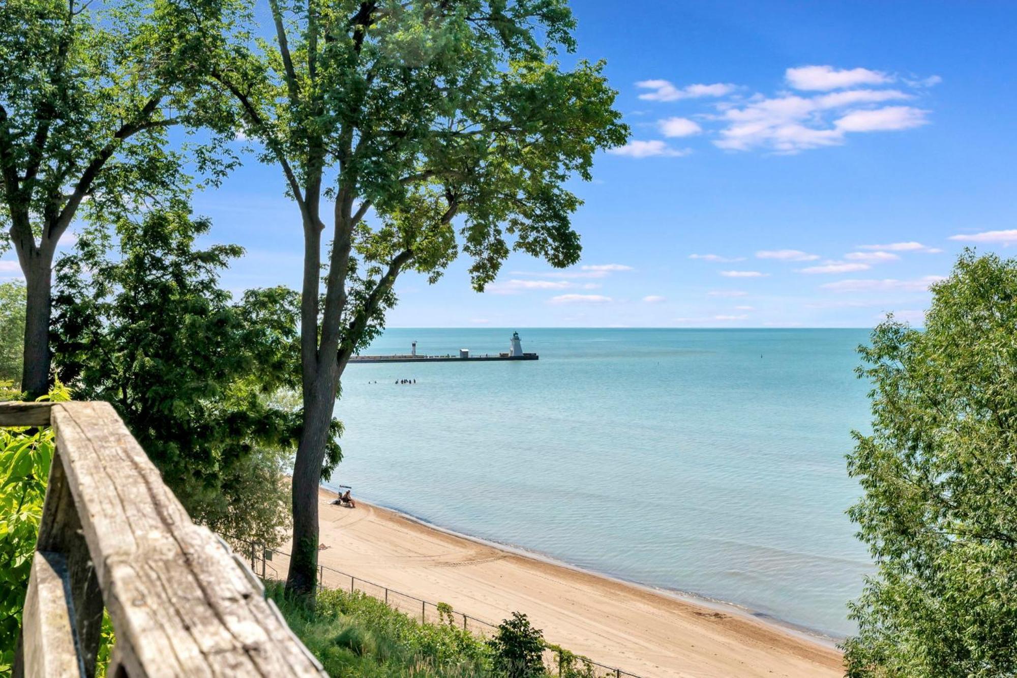 Luxe Lodges On Lake Erie Port Dover Zewnętrze zdjęcie